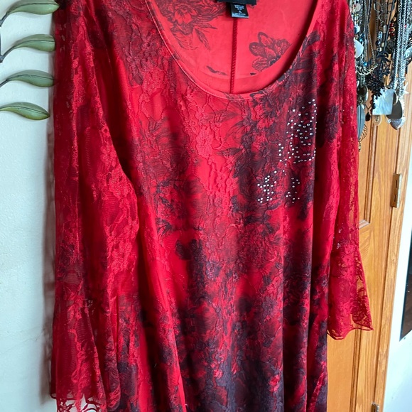 Women’s shirts. Sizes Xl , 1X, - Picture 4 of 8